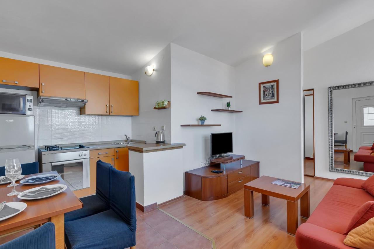 Apartmani Verica Tučepi Esterno foto