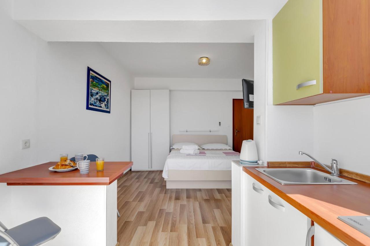 Apartmani Verica Tučepi Esterno foto